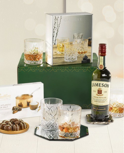 Whiskey, Glasses & Treats Gift Hampe...